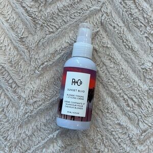 R+Co sunset blvd blonde crème